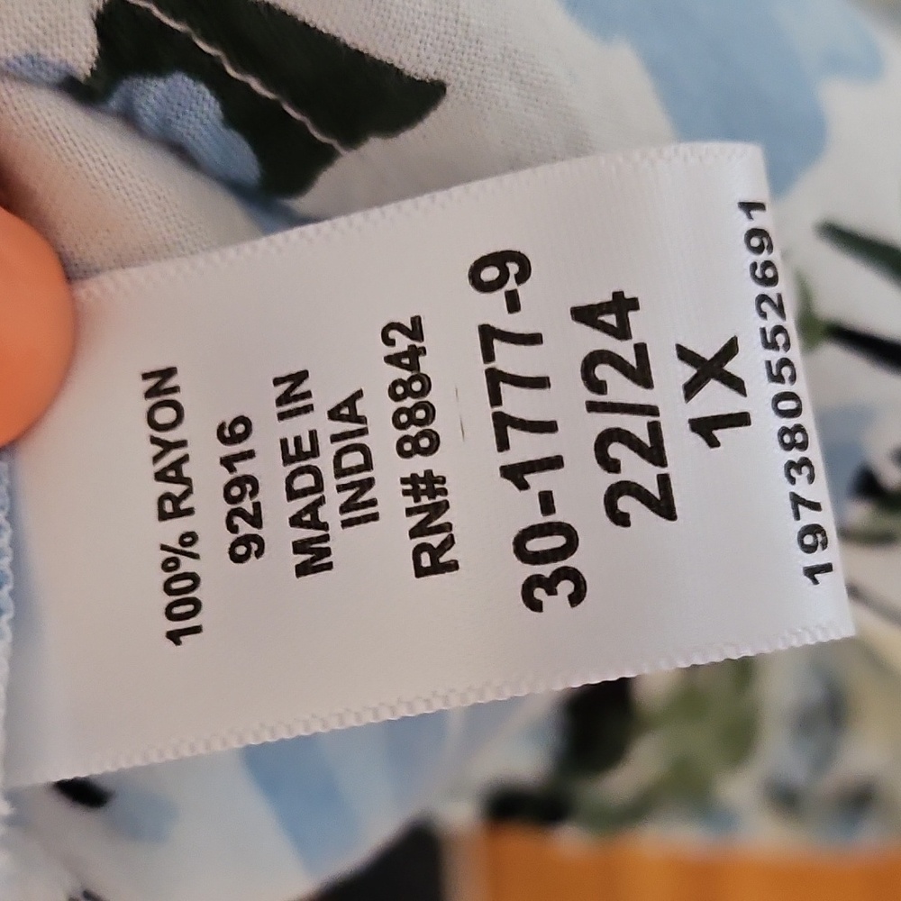 **Clearance** Ellos Tunic Rayon Blouse - Picture 11 of 11